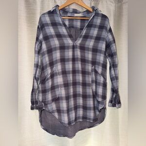 CP Shades size S Tunic Top